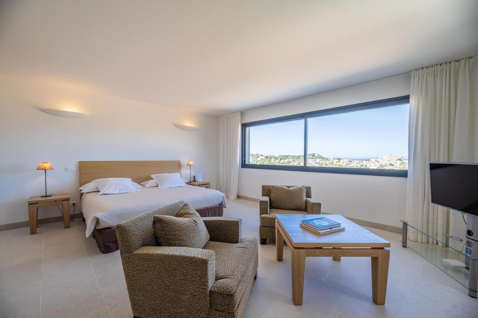 Hotel La Calvi
